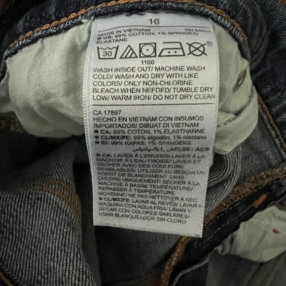 2 pair womens jeans - Picture 8 of 8